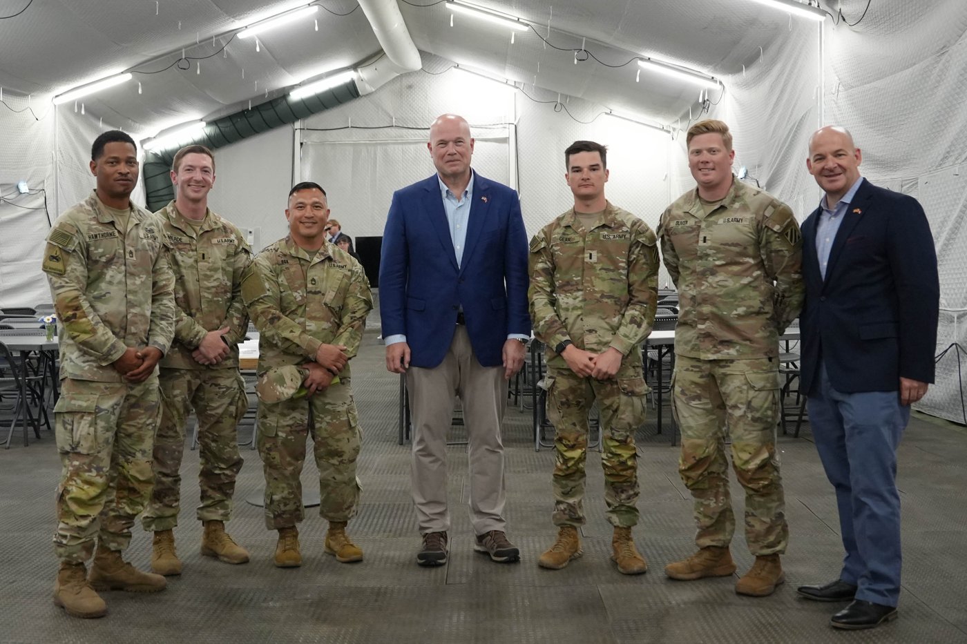NATO東方の演習場を訪れた要人と米陸軍部隊
