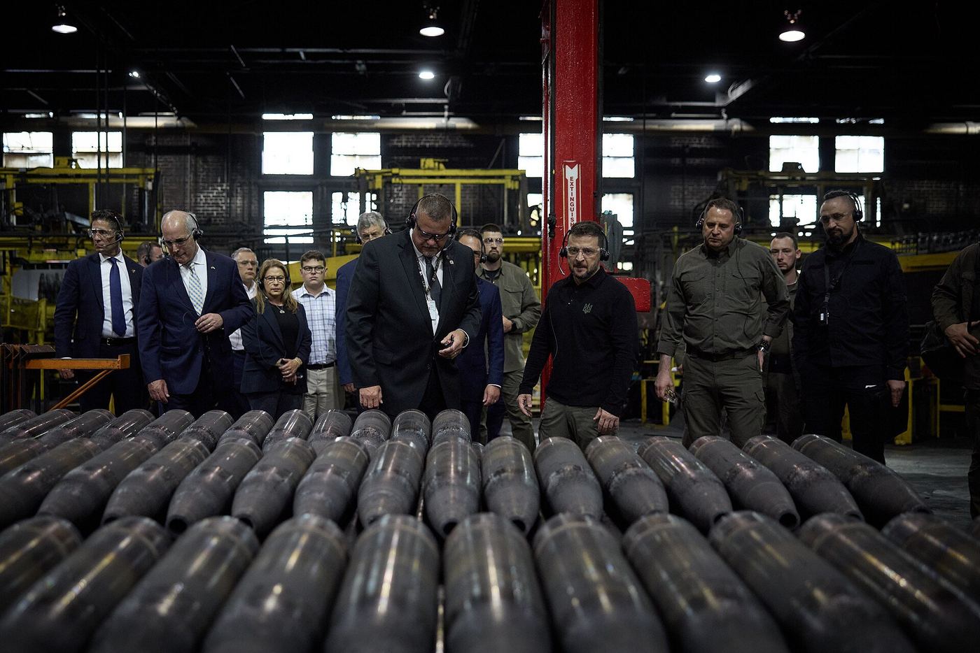 米スクラントン陸軍弾薬工場の155mm砲弾生産ライン